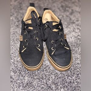 Harley Davidson sneakers size 7